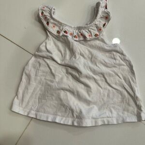 Mini Boden Cream Tee with Red Script size 5-6